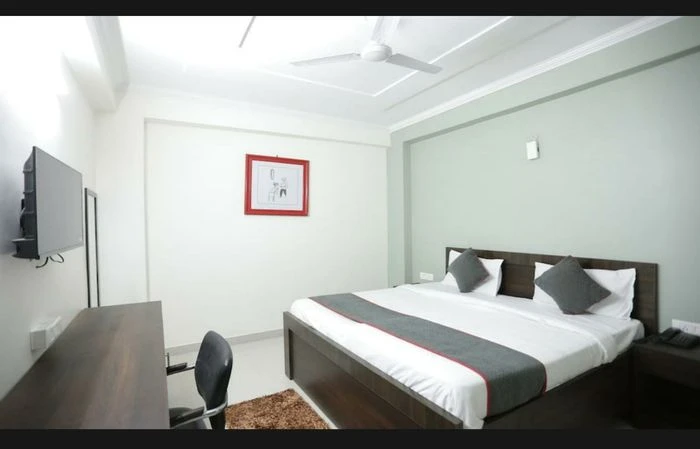Hotels in Noida