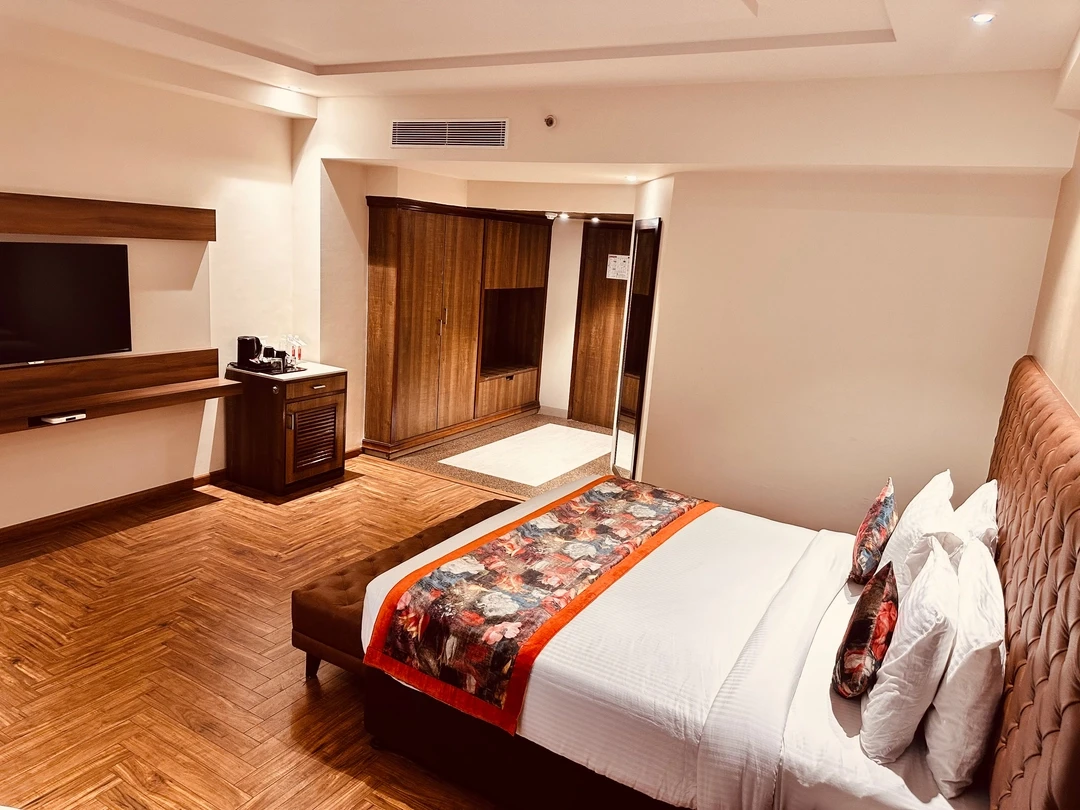 Couple Friendly Hotels in Amritsar